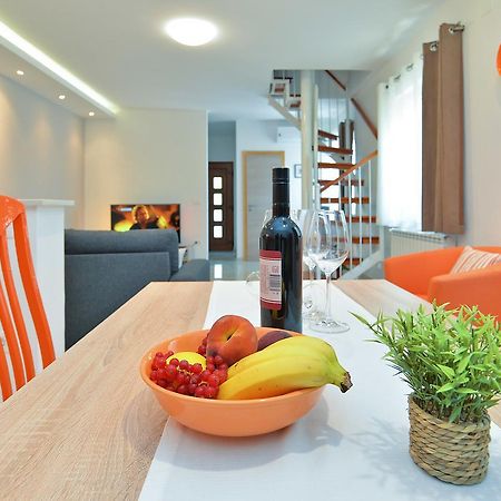 Apartments Olivera 1726 Pula Zewnętrze zdjęcie