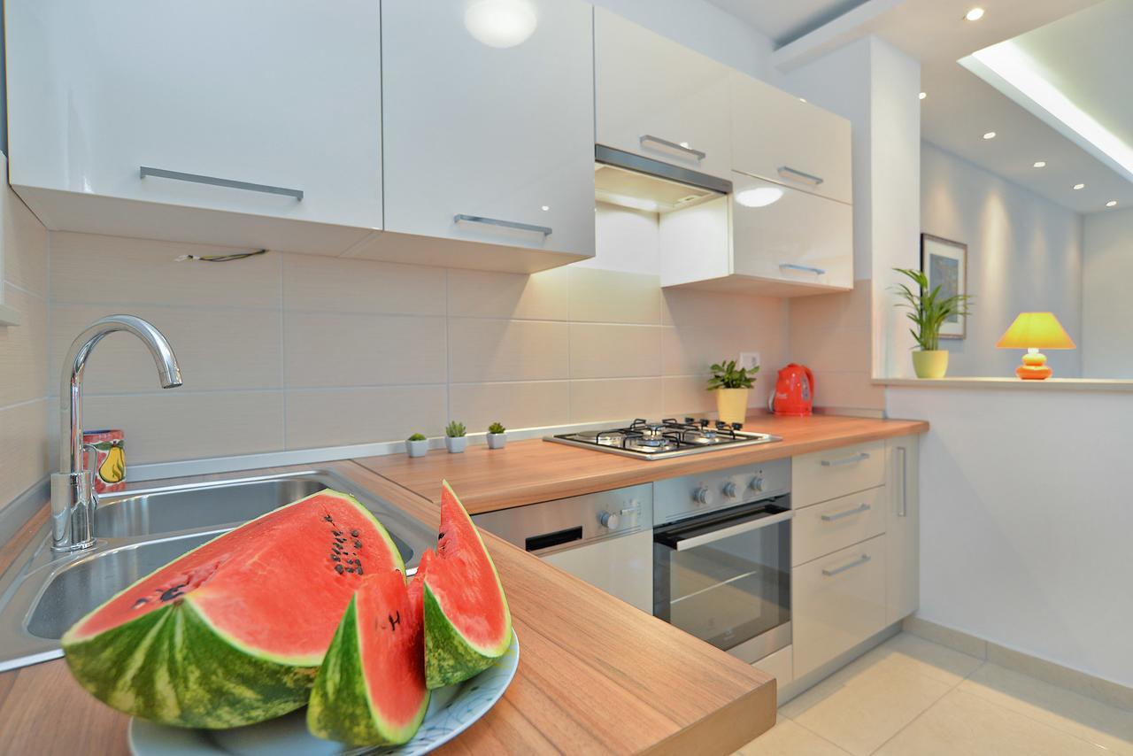 Apartments Olivera 1726 Pula Zewnętrze zdjęcie